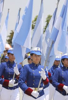 Colegios militares no saludaron al Presidente Correa